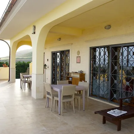 Apartment Santa Lucia